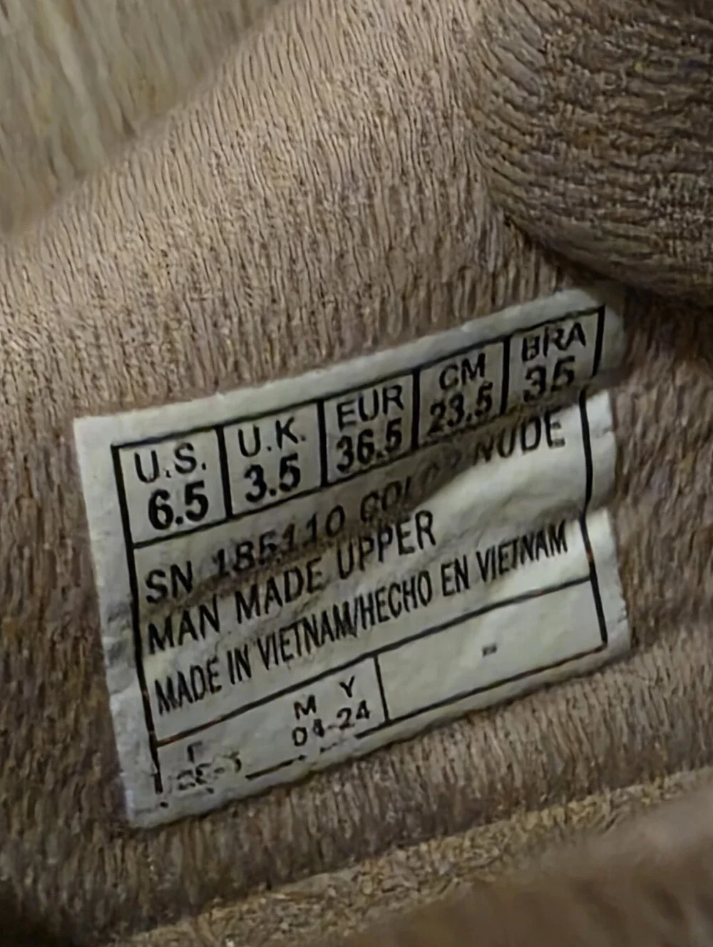 Skechers look all